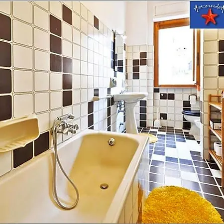 Asteroidea Bed & Breakfast 3*